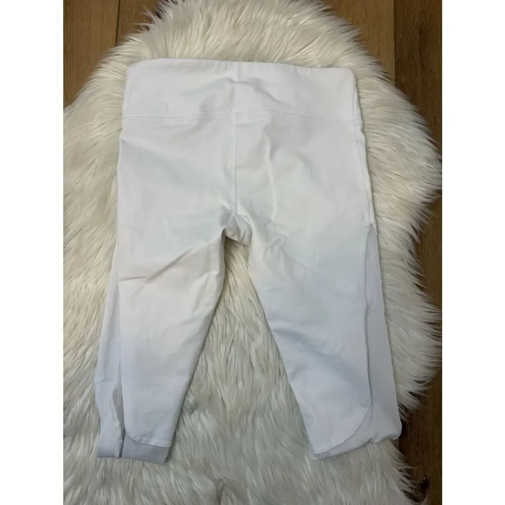 ALO Yoga White Coast High-Waist Mesh Leggings - Size Medium